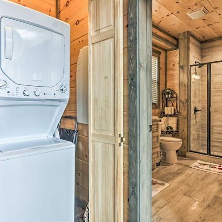 Smoky Mountain Hideaway With Hot Tub, Deck And Views! Vila Gatlinburg Exterior foto